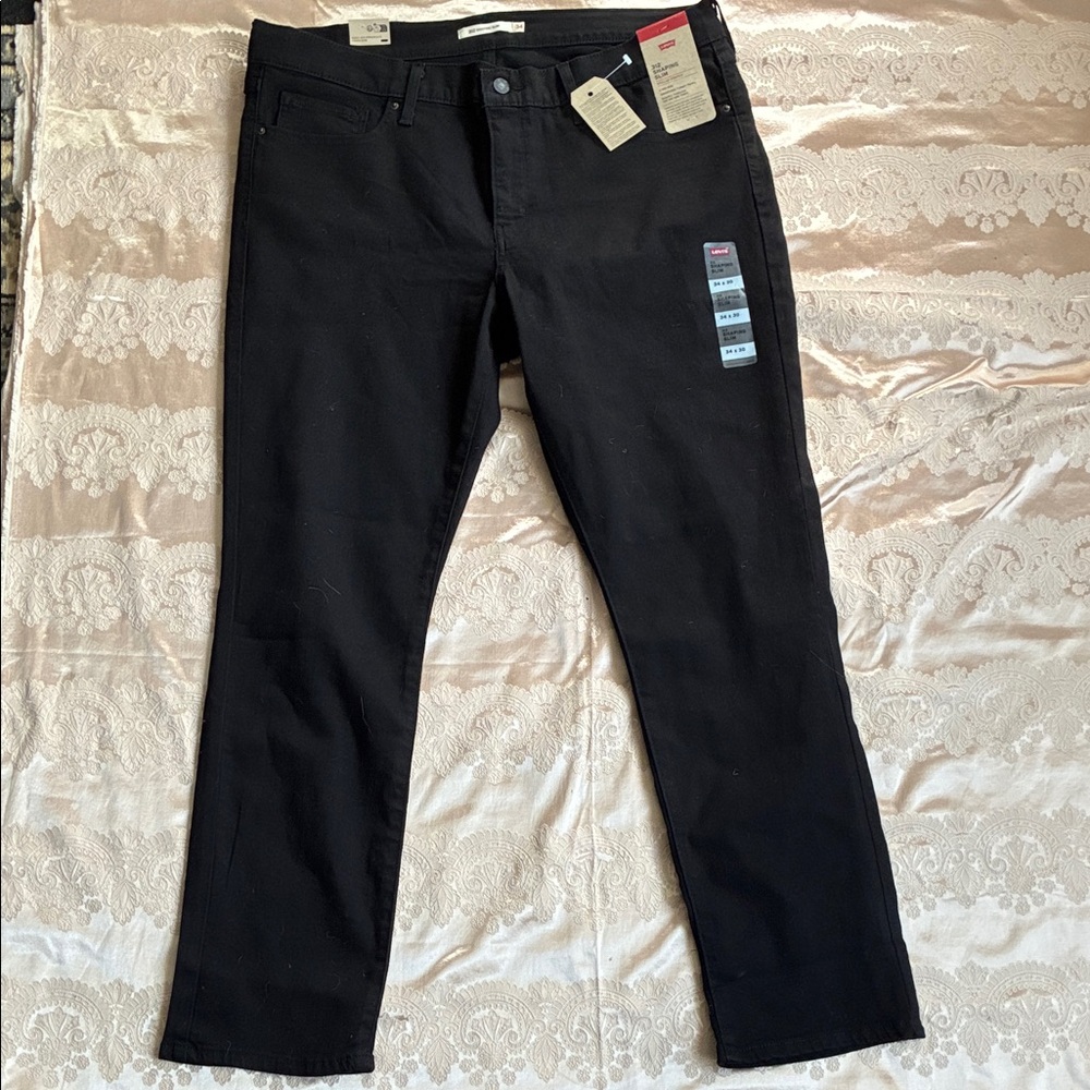Levi's Women's Black Straight Leg Jeans